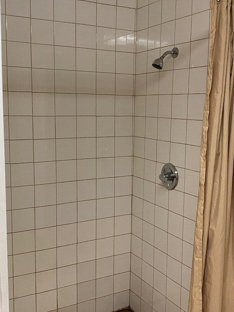 Ambuc Shower